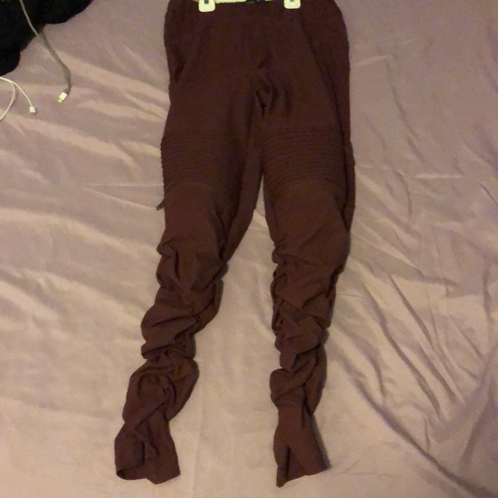 Ruffle pants